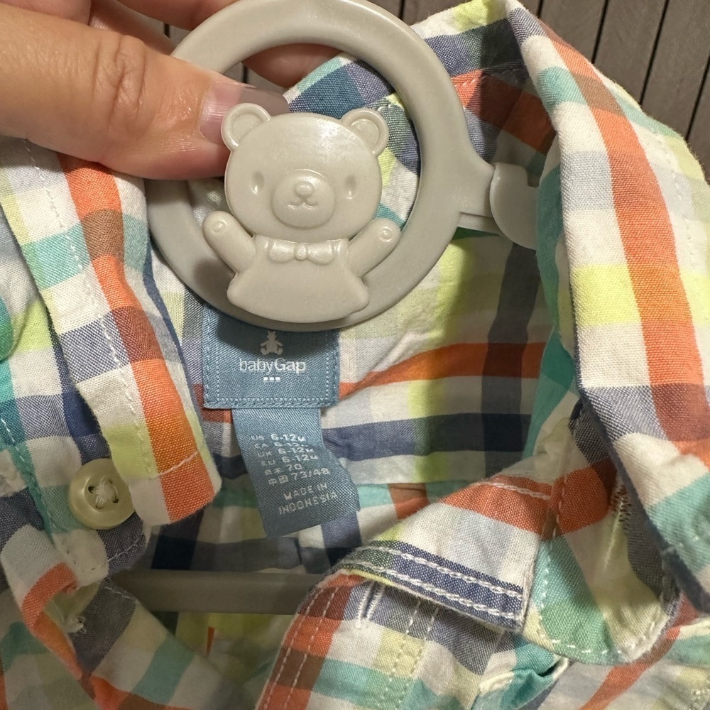 Baby Gap plaid long sleeve body suit 6-12M - Picture 3 of 3